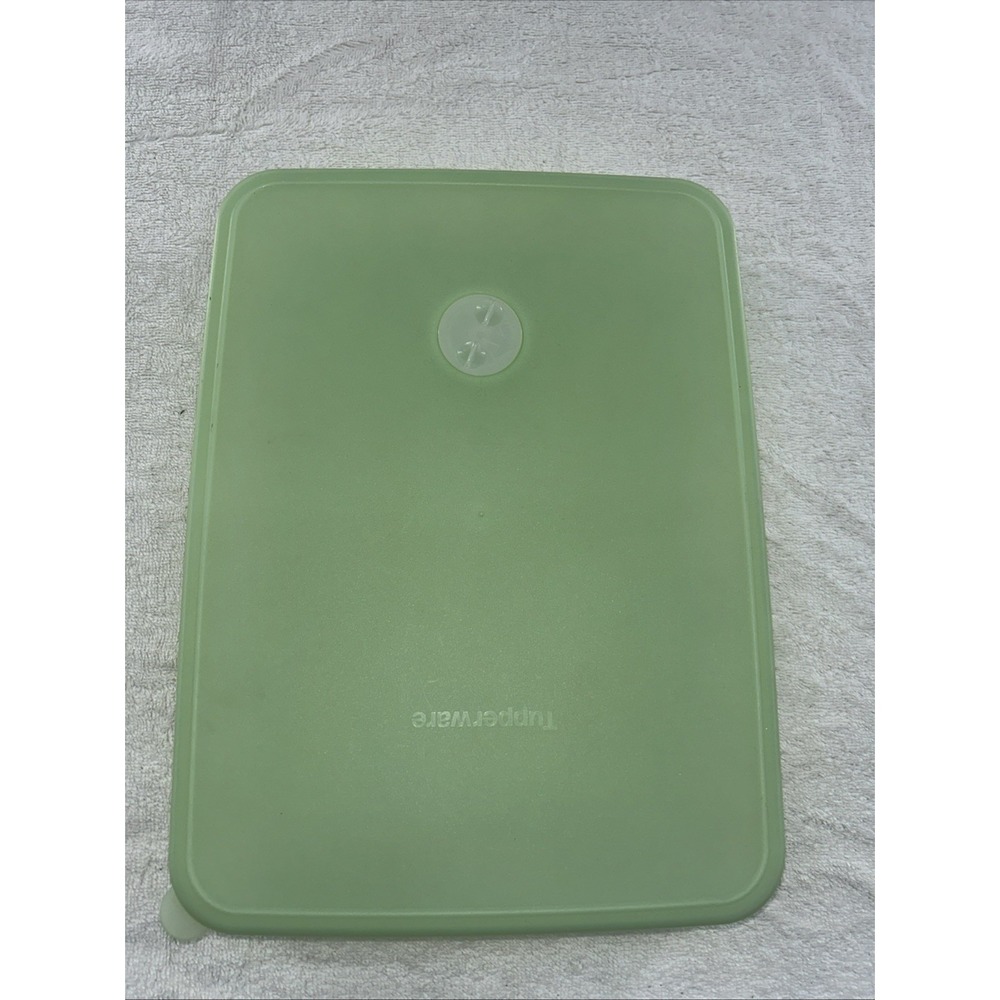 Vintage Green Tupperware Freeze Smart Container W/ Date Dial Rectangle 4451C -2‎